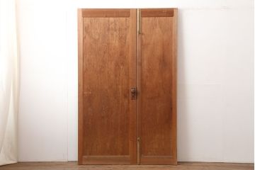 ヴィンテージ建具　昭和中期　シンプルで取り入れやすい両開き親子ドア2枚(1対)セット　(R-044946)