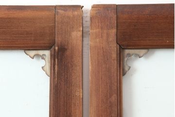 アンティーク建具　昭和中期　ヒノキ材　ゆらゆらガラス　金具のデザインがお洒落なガラス戸2枚セット(引き戸)(R-044952)