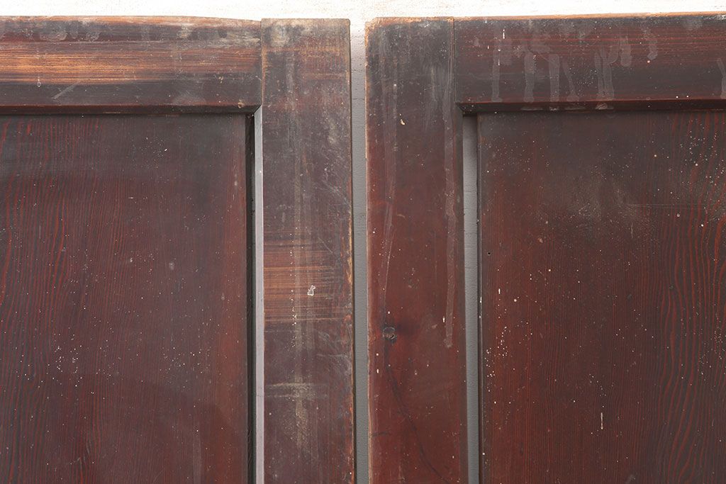 アンティーク建具　明治期　古い木の風合いが魅力のシンプルな板戸2枚セット(帯戸、引き戸)(R-044953)