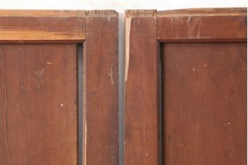 アンティーク建具　明治期　古い木の風合いが魅力のシンプルな板戸2枚セット(帯戸、引き戸)(R-044953)
