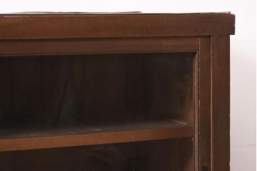 アンティーク家具　昭和初期　前面ケヤキ材　味のあるシンプルなつくりのガラス戸棚(キャビネット、収納棚、本箱、食器棚)(R-044958)