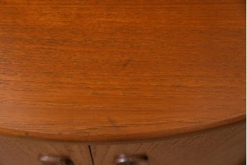 ヴィンテージ家具　G-PLAN(ジープラン)　北欧家具　チーク材　コーナーキャビネット(コーナーシェルフ、棚、戸棚、ビンテージ)(R-044961)