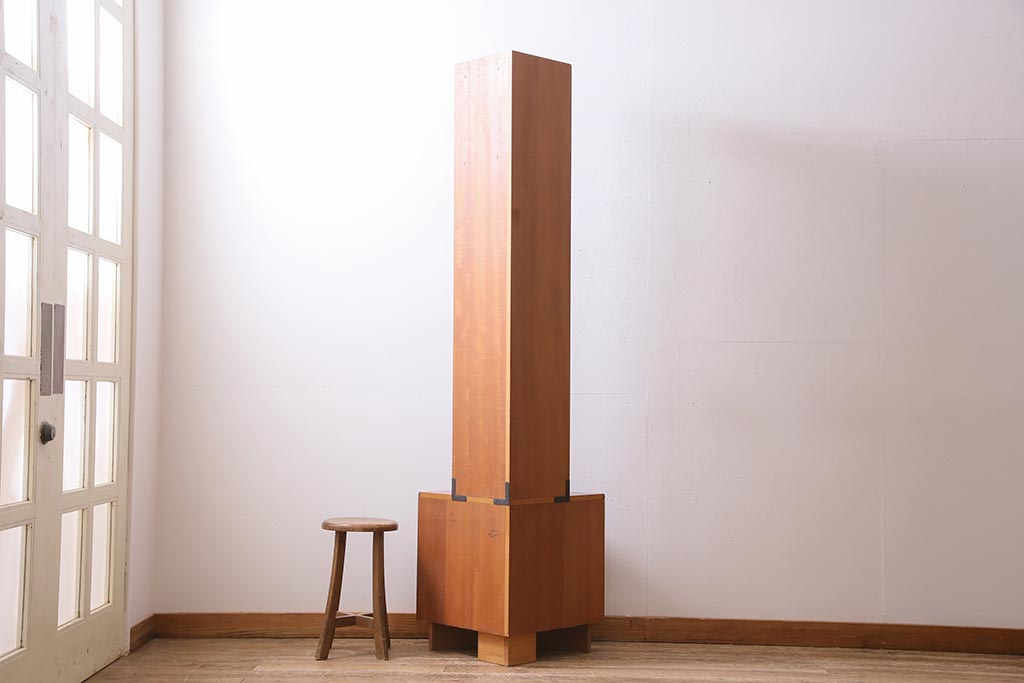 ヴィンテージ家具　G-PLAN(ジープラン)　北欧家具　チーク材　コーナーキャビネット(コーナーシェルフ、棚、戸棚、ビンテージ)(R-044961)