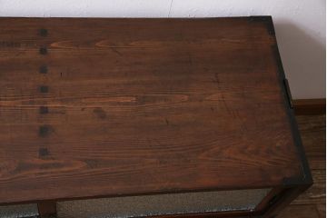 アンティーク家具　和製　大正期　前面ケヤキ材　脚付きリメイク　ダイヤガラス入り　漆塗りのローボード(テレビ台、収納棚)(R-044963)