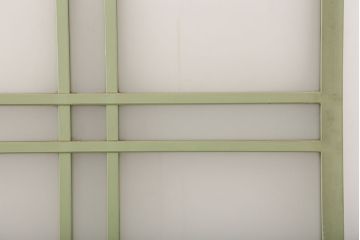 アンティーク建具　昭和中期　すりガラス入り　淡い色合いのペイントが素敵なガラス戸4枚セット(引き戸)(R-044971)