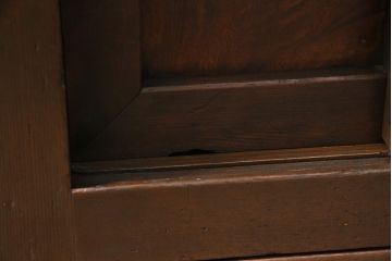 アンティーク家具　ヒノキ材　横桟引き戸が魅力的な美濃帳場箪笥・下段(収納棚、キャビネット)(R-044997)