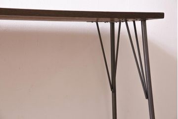 ビンテージ家具　和製　昭和中期　ラワン一枚板　まっすぐな縞模様の木目が魅力の鉄脚テーブル(作業台、アイアンテーブル、コンソールテーブル)(R-044999)