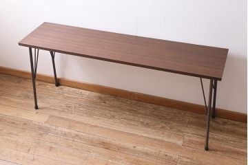 ビンテージ家具　和製　昭和中期　ラワン一枚板　まっすぐな縞模様の木目が魅力の鉄脚テーブル(作業台、アイアンテーブル、コンソールテーブル)(R-044999)