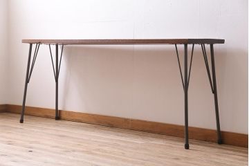 ビンテージ家具　和製　昭和中期　ラワン一枚板　古い木の質感が味わい深い鉄脚テーブル(作業台、アイアンテーブル、コンソールテーブル)(R-045000)