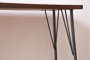 ビンテージ家具　和製　昭和中期　ラワン一枚板　古い木の質感が味わい深い鉄脚テーブル(作業台、アイアンテーブル、コンソールテーブル)(R-045000)