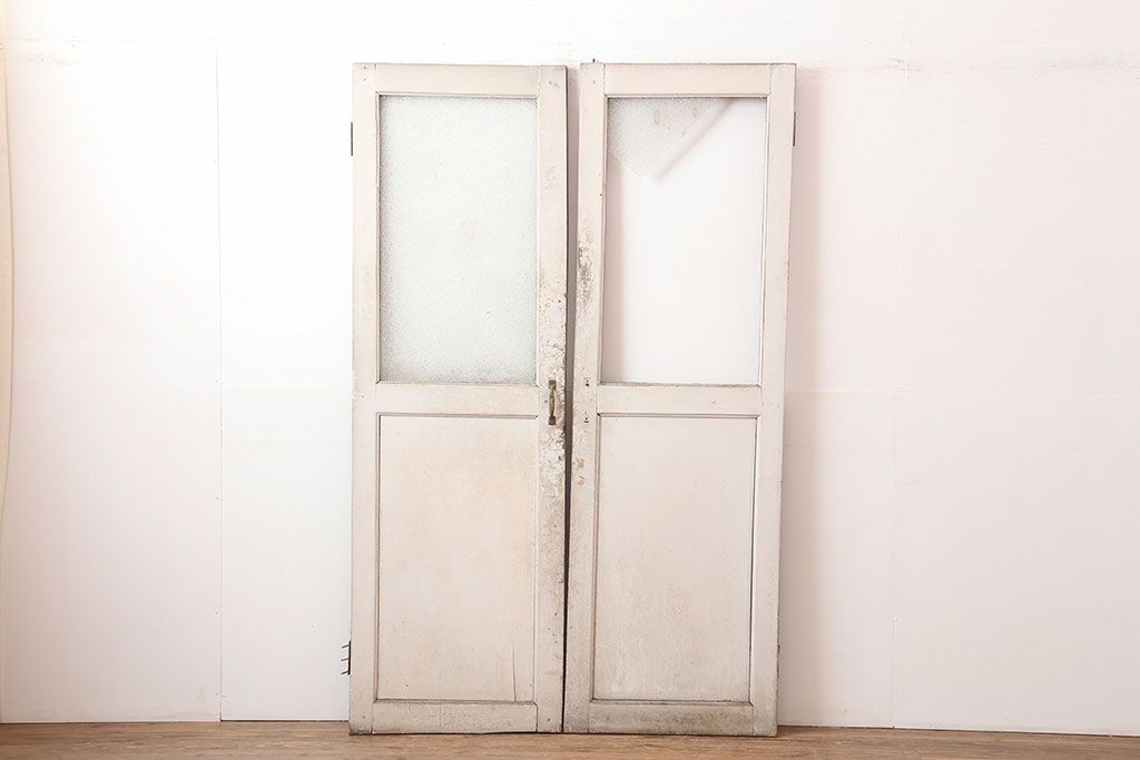 アンティーク建具　両開き　ナチュラルやフレンチインテリアに合うペイントガラス扉2枚セット(ドア、建具)(R-045007)