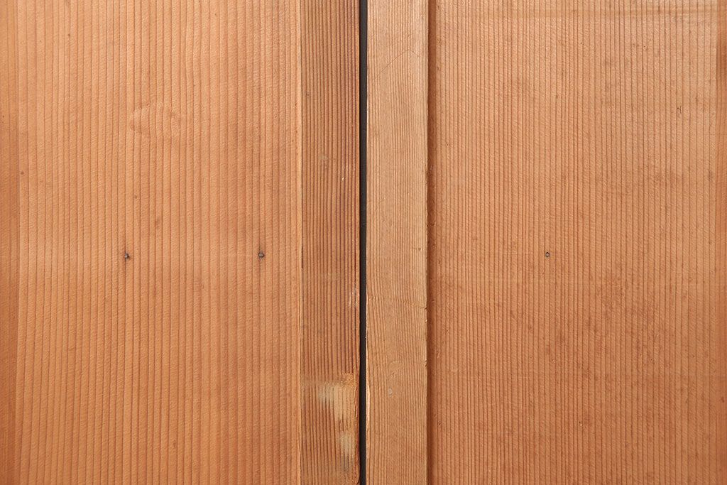 アンティーク建具　昭和初期　幅狭タイプ　美しい柾目が楽しめる舞良戸2枚セット(板戸、引き戸)(R-045008)