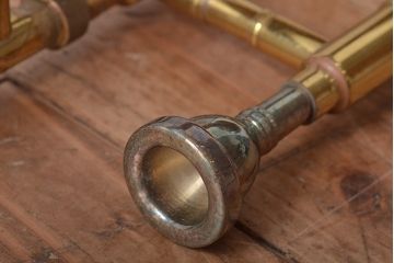 古い　NIKKAN(ニッカン)　トロンボーン　709151(日本管楽器)(R-045013)