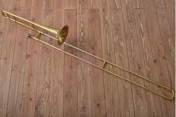 古い　NIKKAN(ニッカン)　トロンボーン　709151(日本管楽器)(R-045013)