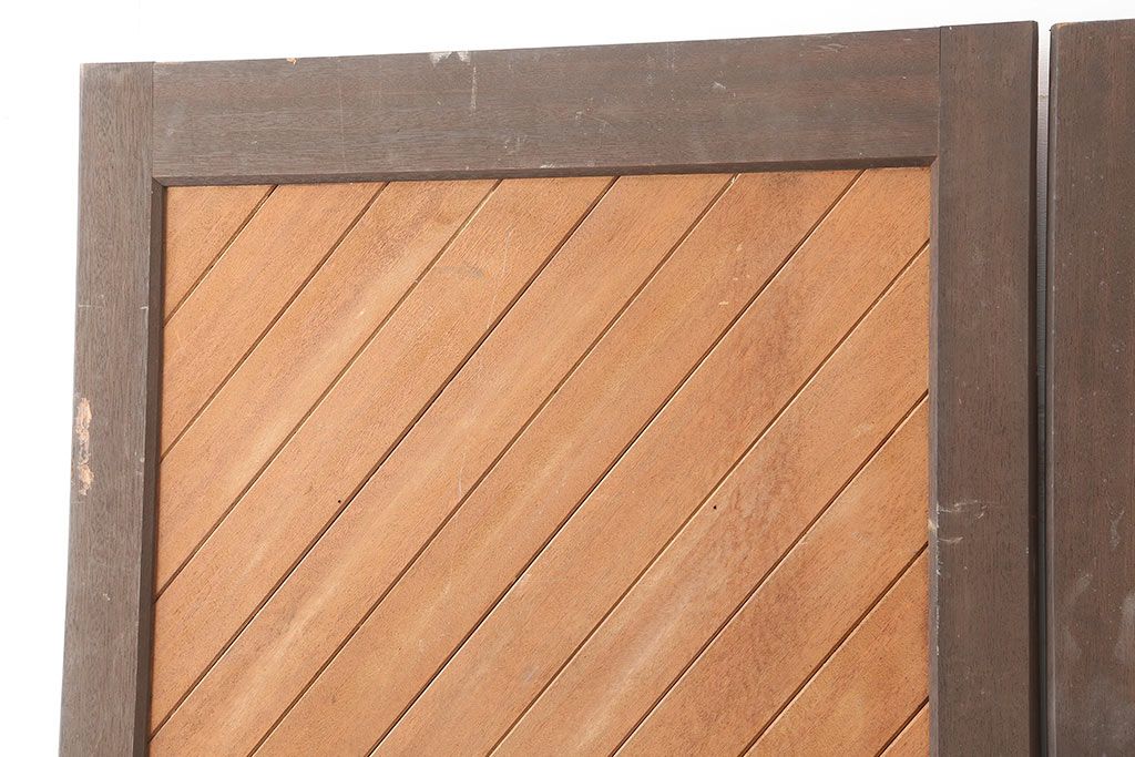 ヴィンテージ建具　両開き　お城の扉のようなデザインが印象的な親子ドア(ペアドア、木製ドア、扉、ビンテージ)(R-045019)