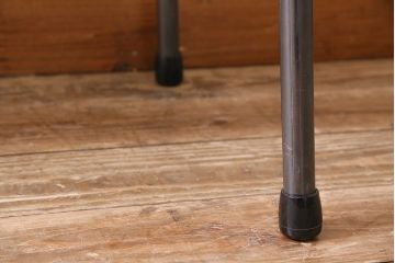アンティーク家具　古材一枚板リメイク　朴の木材を活かしたシンプルな鉄脚テーブル(コンソールテーブル)(R-045023)
