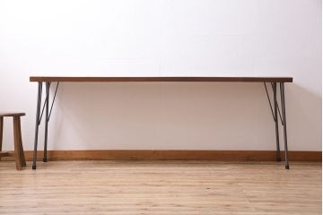 アンティーク家具　特大!　古材一枚板リメイク　朴の木材を活かしたシンプルな鉄脚テーブル(コンソールテーブル)(R-045024)