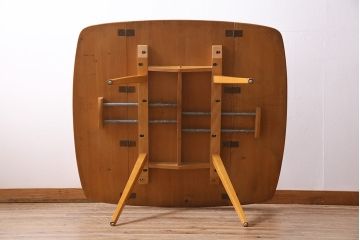 ヴィンテージ家具　イギリスビンテージ　ERCOL(アーコール)　エルム材　スクエアドロップリーフテーブル(バタフライテーブル)(R-045030)