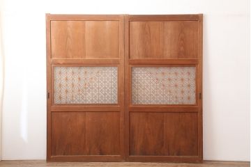 アンティーク建具　昭和中期　角麻(麻の葉)模様　優美な組子帯戸2枚セット(ガラス帯戸、板戸、引き戸、建具、組子)(R-045031)