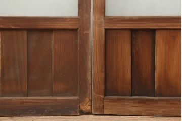 アンティーク建具　大正昭和初期　大振り　存在感のある大きさとデザインが魅力のガラス戸2枚セット(引き戸)(R-045033)