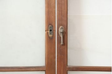 アンティーク建具　大正昭和初期　大振り　存在感のある大きさとデザインが魅力のガラス戸2枚セット(引き戸)(R-045035)