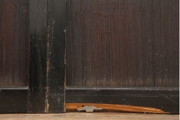 アンティーク建具　最高級　石川県産　総漆塗り　浮造り仕上げ　上品な雰囲気を演出するガラス戸4枚セット(引き戸、建具)(R-045042)