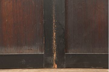 アンティーク建具　最高級　石川県産　総漆塗り　浮造り仕上げ　上品な雰囲気を演出するガラス戸4枚セット(引き戸、建具)(R-045043)