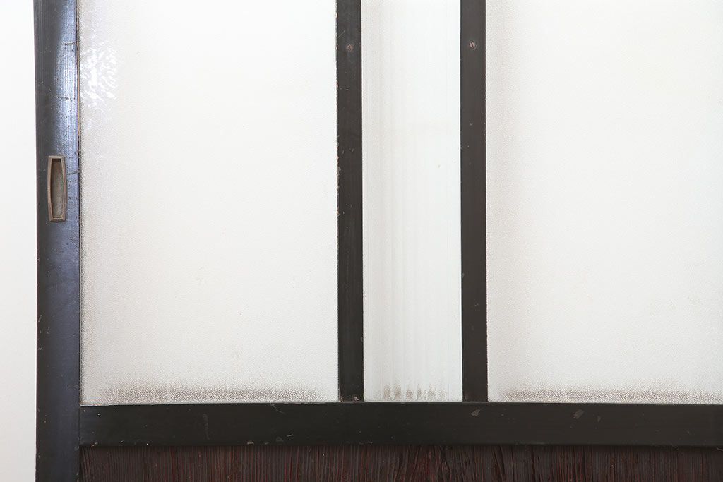 アンティーク建具　最高級　石川県産　総漆塗り　浮造り仕上げ　上品な雰囲気を演出するガラス戸4枚セット(引き戸、建具)(R-045043)