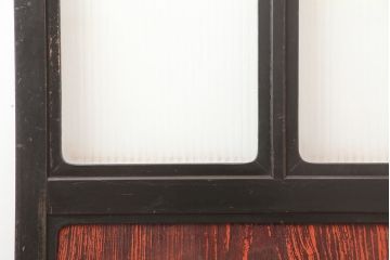 アンティーク建具　石川県産　総漆塗り　浮造り仕上げ　バイカラーが目を引く上品なガラス戸2枚セット(引き戸、建具)(R-045044)