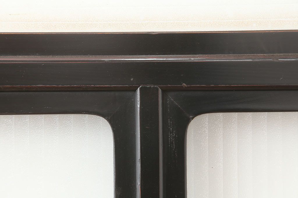 アンティーク建具　石川県産　総漆塗り　浮造り仕上げ　バイカラーが目を引く上品なガラス戸3枚セット(引き戸、建具)(R-045045)