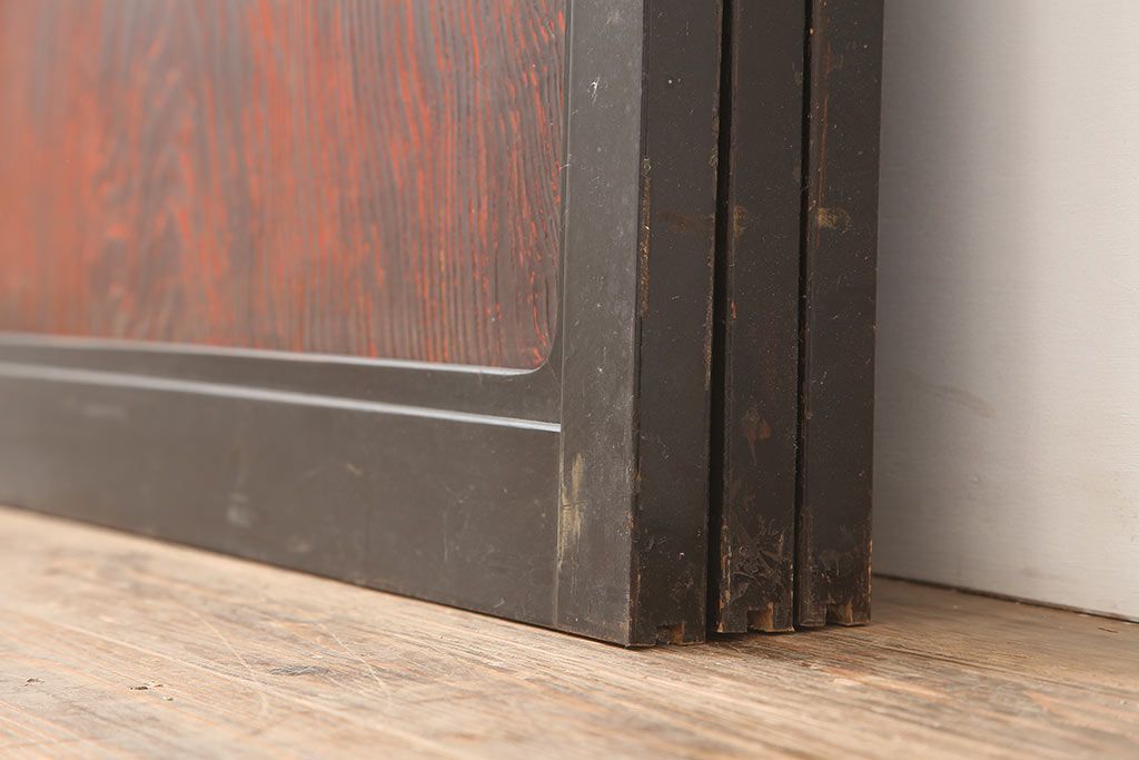 アンティーク建具　石川県産　総漆塗り　浮造り仕上げ　バイカラーが目を引く上品なガラス戸3枚セット(引き戸、建具)(R-045045)