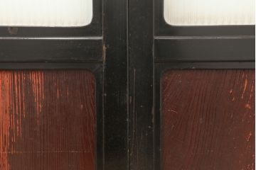 アンティーク建具　石川県産　総漆塗り　浮造り仕上げ　バイカラーが目を引く上品なガラス戸3枚セット(引き戸、建具)(R-045045)