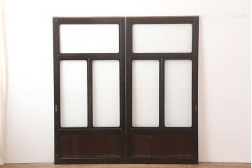 アンティーク建具　石川県産　総漆塗り　浮造り仕上げ　上品な空間作りにおすすめのガラス戸2枚セット(引き戸、建具)(R-045046)