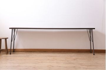 アンティーク家具　古材リメイク　幅広サイズ　一枚板を使用した鉄脚テーブル(コンソールテーブル、ディスプレイ台)(R-045048)