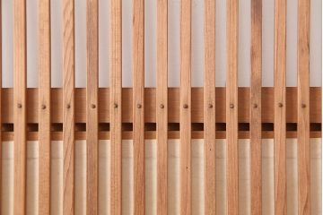 アンティーク建具　昭和中期　腰板ケヤキ材・玉杢　裏障子付き　和の高級感漂う格子戸2枚セット(引き戸、建具)(R-045050)