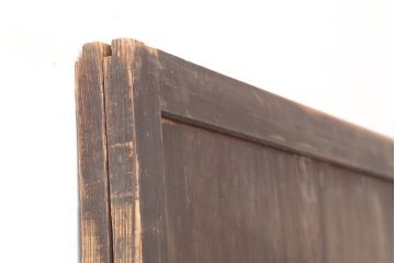 アンティーク建具　明治期　杉材一枚板　杢目が魅力のシンプルな板戸2枚セット(帯戸、引き戸)(R-045052)