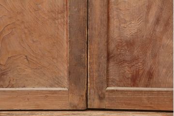 アンティーク建具　明治期　杉材一枚板　杢目が魅力のシンプルな板戸2枚セット(帯戸、引き戸)(R-045052)