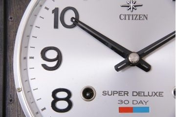ビンテージ時計　昭和中期　CITIZEN(シチズン)　ゼンマイ式　カレンダー付き30日巻き　昔懐かしい昭和レトロな壁掛け時計(振り子時計、柱時計)(R-045058)