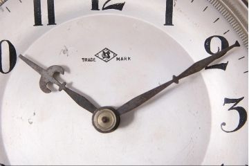 アンティーク時計　昭和初期　トレードマーク　CITIZEN(シチズン)　ゼンマイ式　クラシカルなデザインがおしゃれな壁掛け時計(振り子時計、柱時計)(R-045059)