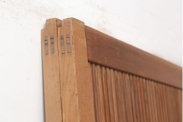 アンティーク建具　腰板ケヤキ材　裏障子付き　高級感のある格子戸2枚セット(引き戸、ガラス帯戸、建具)(R-045070)