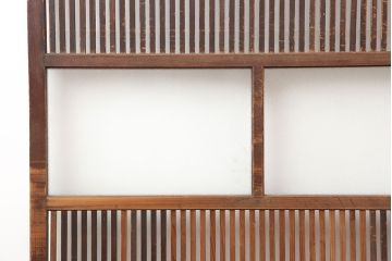 アンティーク建具　昭和初期　木味たっぷりな趣のある格子戸2枚セット　(R-045075)