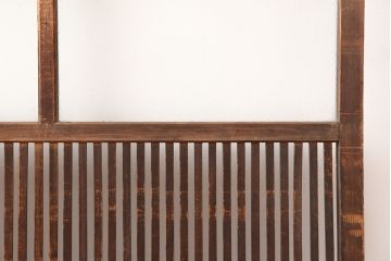 アンティーク建具　昭和初期　木味たっぷりな趣のある格子戸2枚セット　(R-045075)