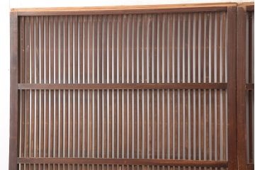 アンティーク建具　昭和初期　木味たっぷりな趣のある格子戸2枚セット　(R-045075)