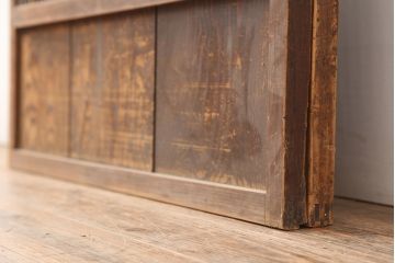 アンティーク建具　昭和初期　木味たっぷりな趣のある格子戸2枚セット(引き戸、建具)(R-045075)