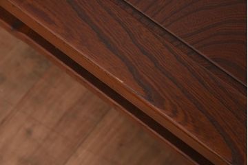 アンティーク家具　昭和中期　総ケヤキ材　漆塗り　上品な和の雰囲気漂う座卓(ローテーブル)(R-045088)
