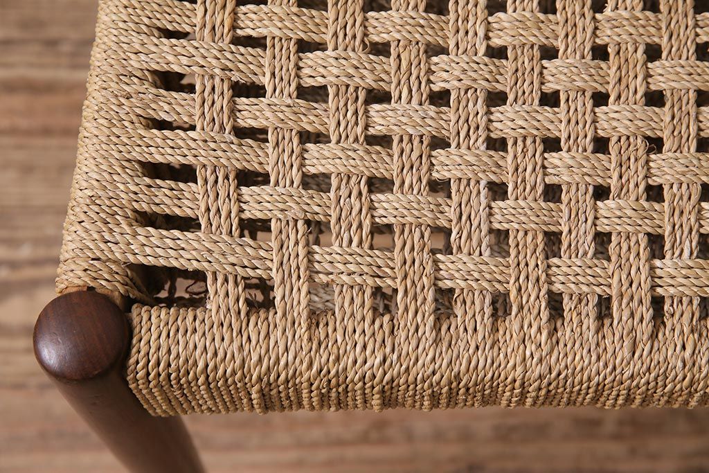 ヴィンテージ家具　北欧ビンテージ　チーク材　丁寧に編み込まれた座面が魅力のダイニングチェア(椅子、デスクチェア)(R-045092)