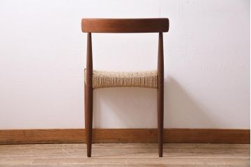 ヴィンテージ家具　北欧ビンテージ　チーク材　丁寧に編み込まれた座面が魅力のダイニングチェア(椅子、デスクチェア)(R-045092)