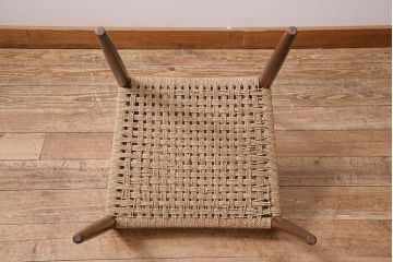ヴィンテージ家具　北欧ビンテージ　チーク材　丁寧に編み込まれた座面が魅力のダイニングチェア(椅子、デスクチェア)(R-045092)