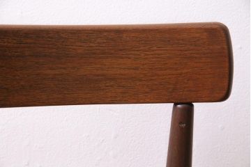 ヴィンテージ家具　北欧ビンテージ　チーク材　丁寧に編み込まれた座面が魅力のダイニングチェア(椅子、デスクチェア)(R-045093)