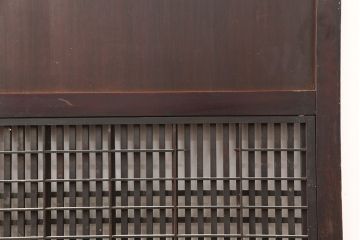 アンティーク建具　明治期　裏障子付き　落ち着きのある色合いの格子帯戸2枚セット(引き戸、建具)(R-045111)